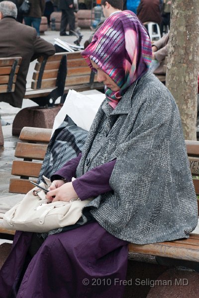 20100401_111109 D300.jpg - Lady on bench, the Bazaar Quarter, Istanbul